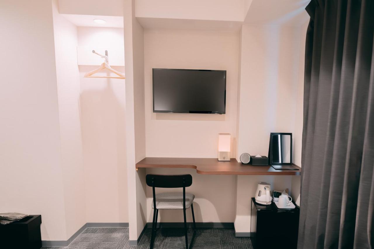 R Hotel Honmachi Osaka Bagian luar foto