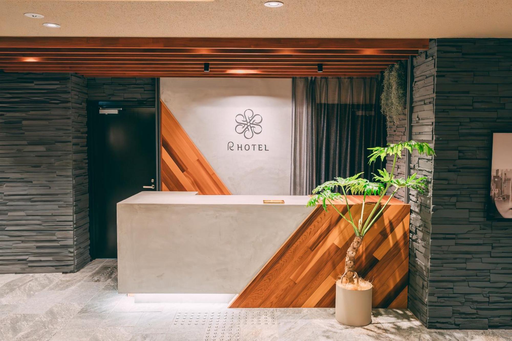 R Hotel Honmachi Osaka Bagian luar foto